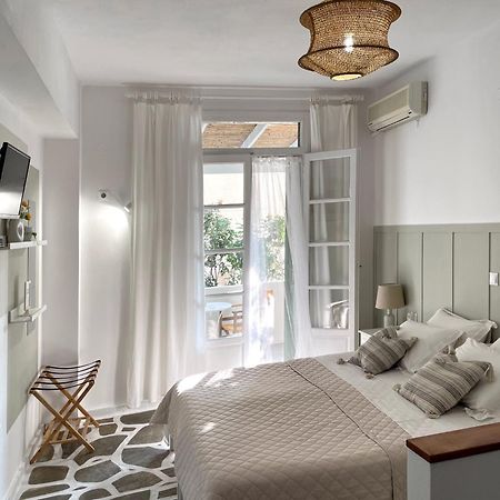 Georgios Milos Adamantas  Exterior photo