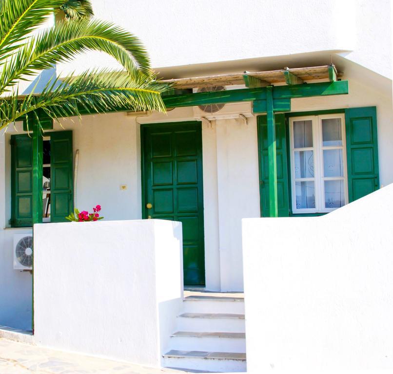 Georgios Milos Adamantas  Exterior photo